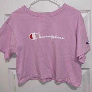 Cropped Champion T-Shirt